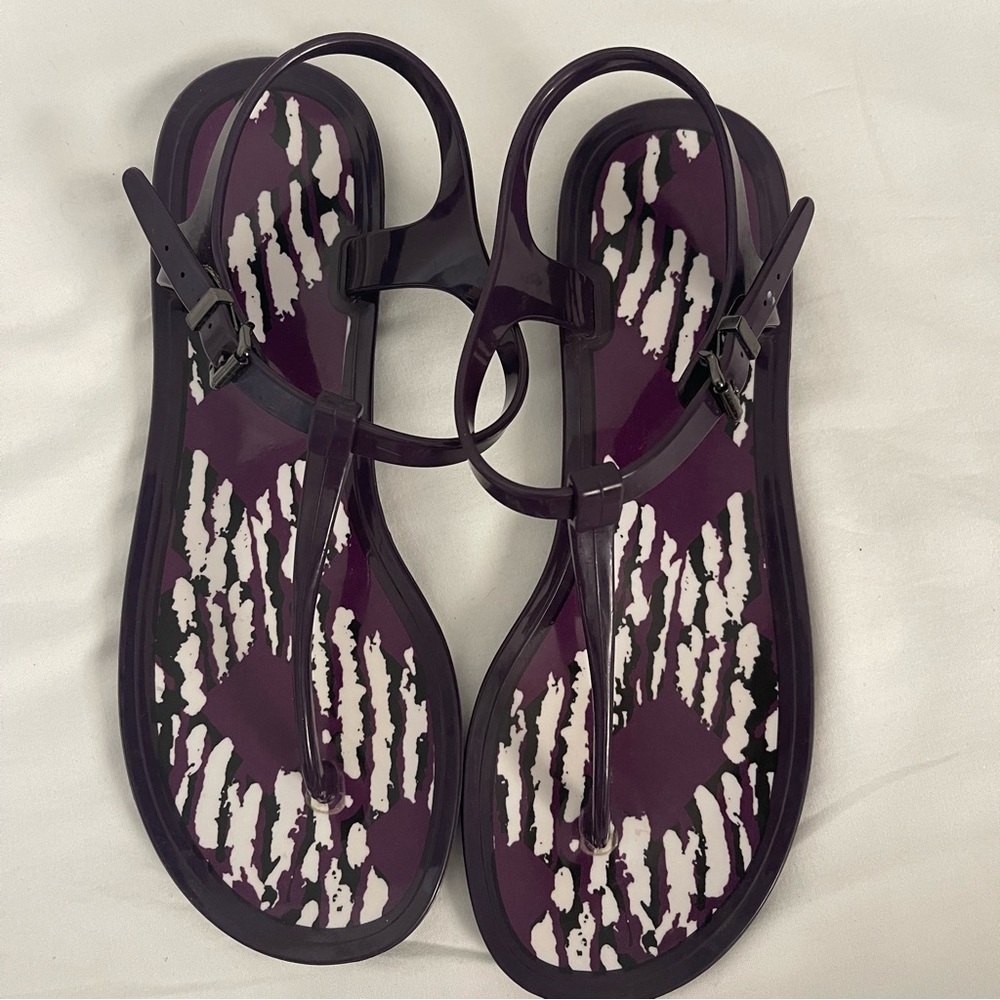 *RARE* Authentic Burberry vintage Jelly Sandals 38 (7)